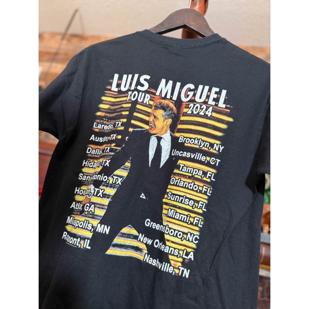 Luis Miguel Tour 2024 Concert Medium T-Shirt Textured NEW